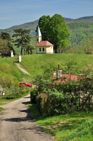 Žarnovická kalvária od záhrad