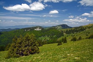 Nad Štrochami a pod Ostredkom