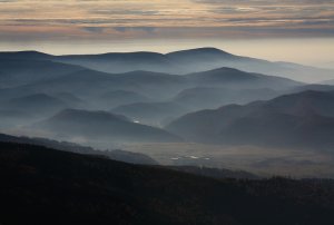 Cez kotlinu do dolín