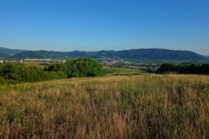 Červená skala a Krivoštianka