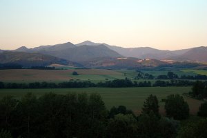 Posledné slnečné lúče hladia Veľkú Fatru