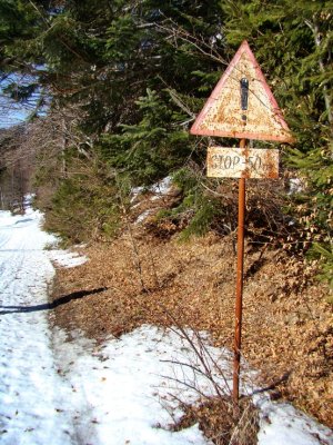 ! STOP - 50 m