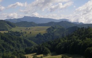 Kľak a lúky v Chvojnickej doline