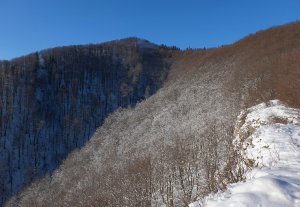 999 m